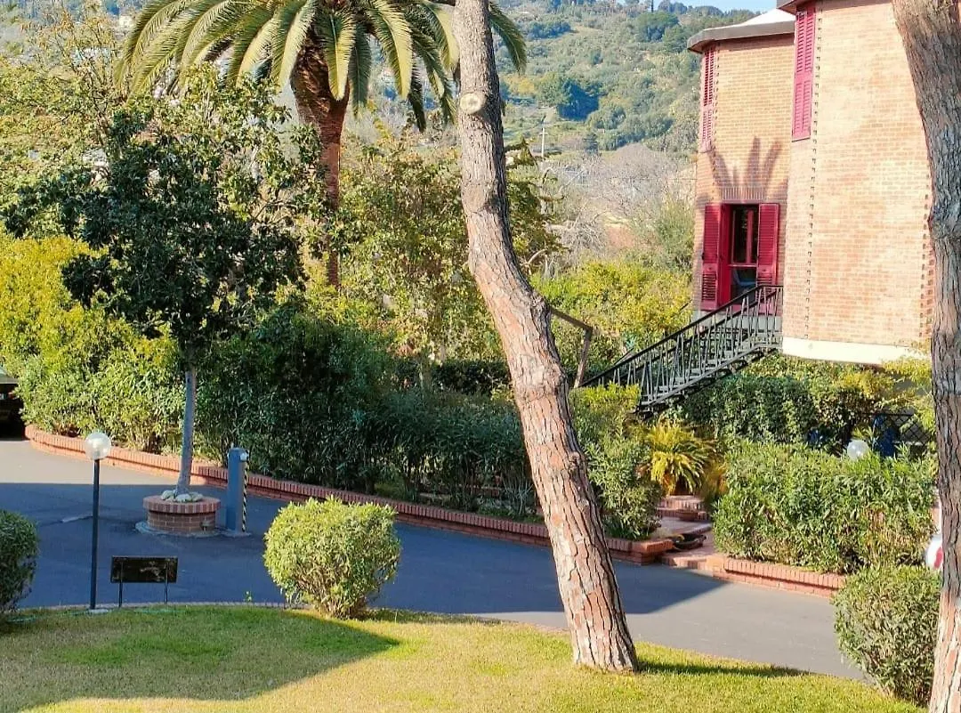 Lejlighed Villa Louise By Holiday World Aci Castello